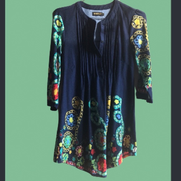 REBORN tunic - Picture 2 of 13